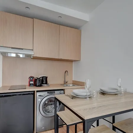 566-suite Courcelles - Superbe A Appartement Paris